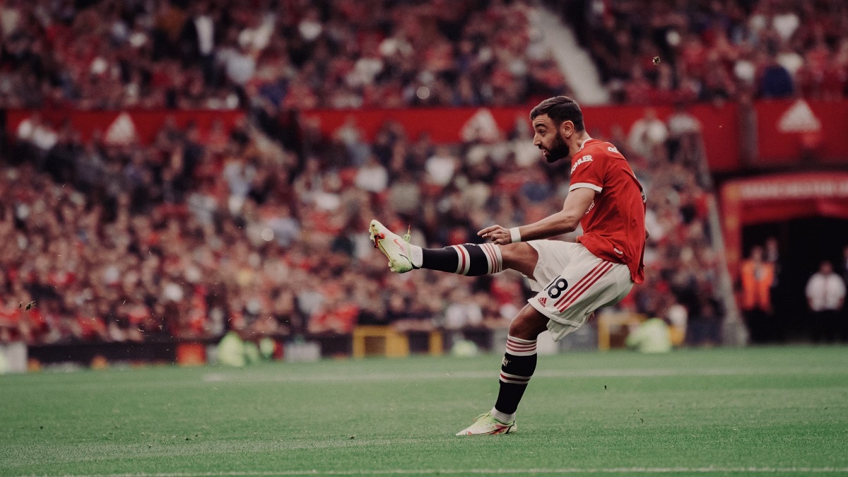 Manchester United 0  vs 1 Aston Villa: Bruno Fernandes Meminta Maaf