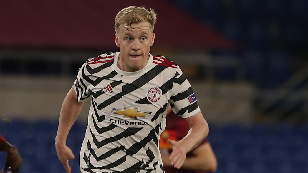 Donny van de Beek Berusaha Mempercayai Solskjaer