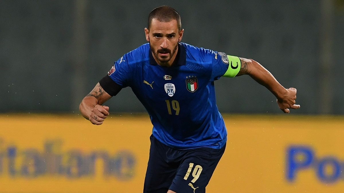 Bonucci Memuji Kiper Bulgaria Georgi Georgiev