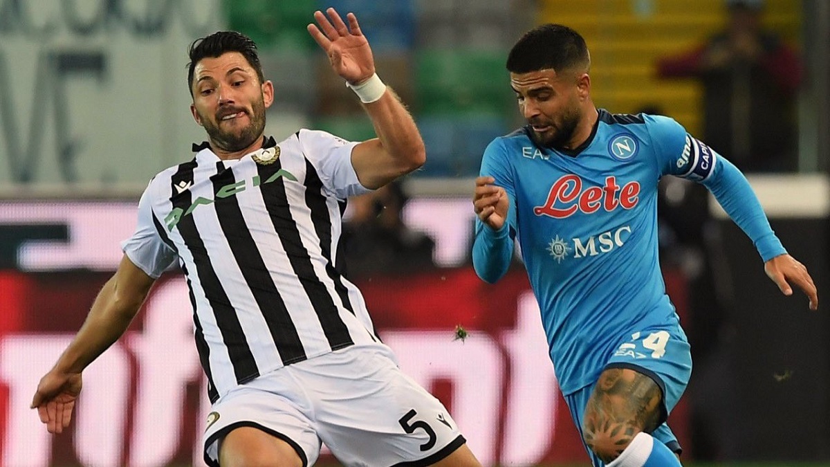 Napoli di Puncak, Insigne Tekankan Harus Rendah Hati