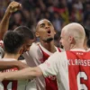 Ajax 4 vs 0 Borussia Dortmund: Ten Hag Bangga dengan Rekor Sempurna