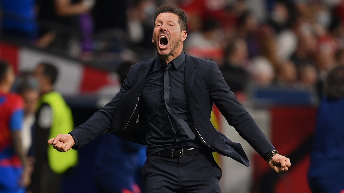 Simeone Beberkan Alasan Tak Jabat Tangan Klopp