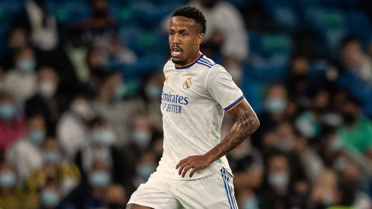 Eder Militao Kembali dari Tugas Internasional karena Cedera