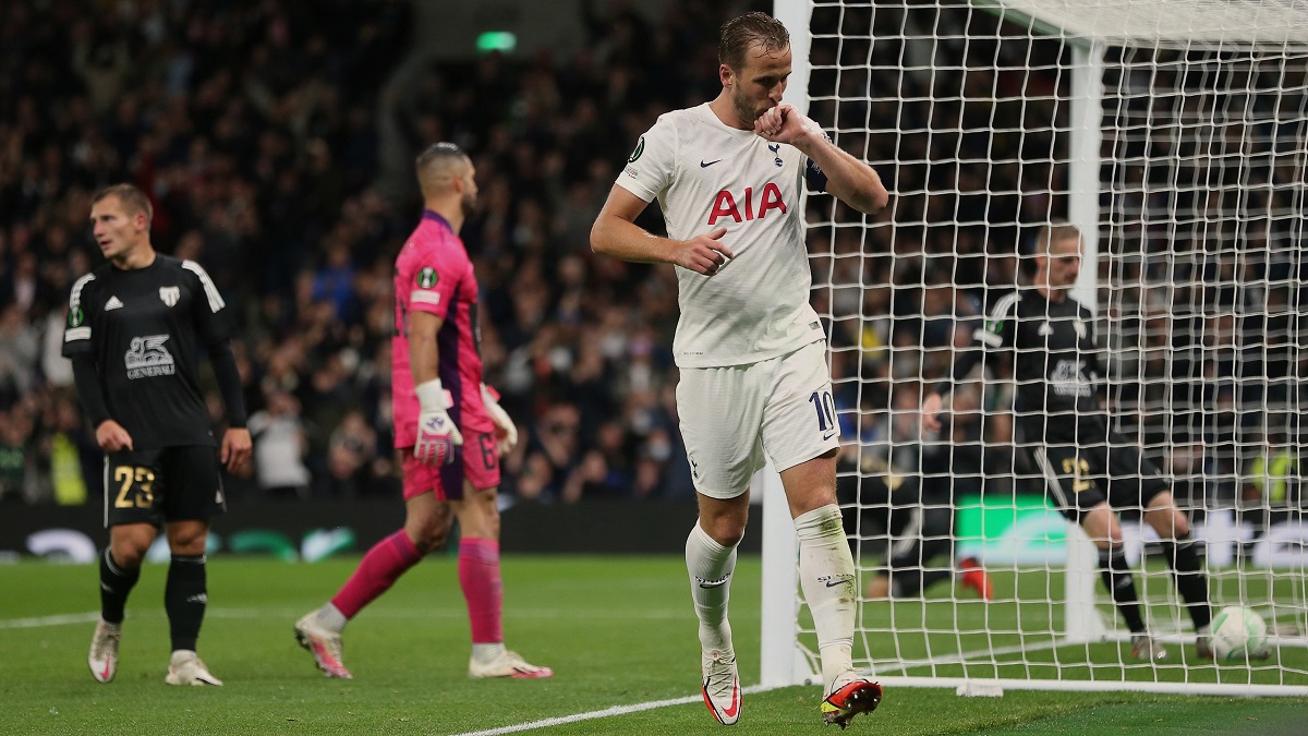 Tottenham Hotspur 5 vs 1 Mura: Waktunya Bersatu di Belakang Nuno Santo