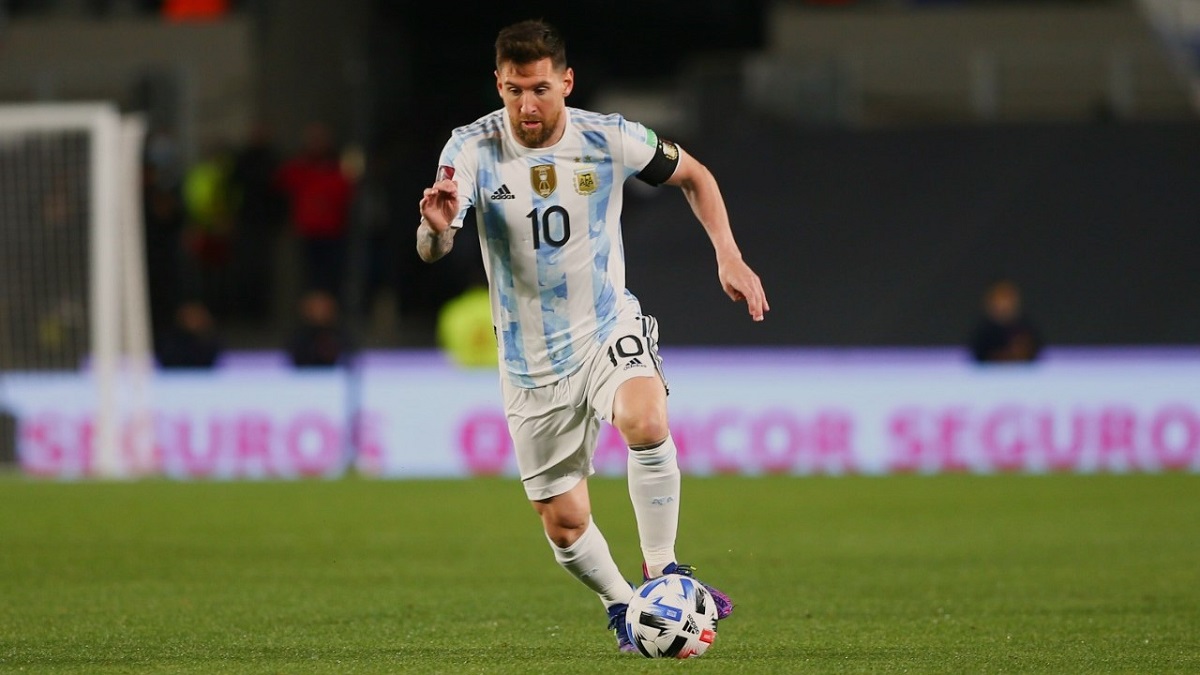 Argentina vs Peru: Messi Berkembang di Lingkungan Tim La Albiceleste