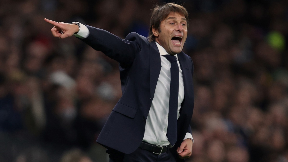 Tottenham 3 vs 2 Vitesse: Conte Menyaksikan Pertandingan Gila