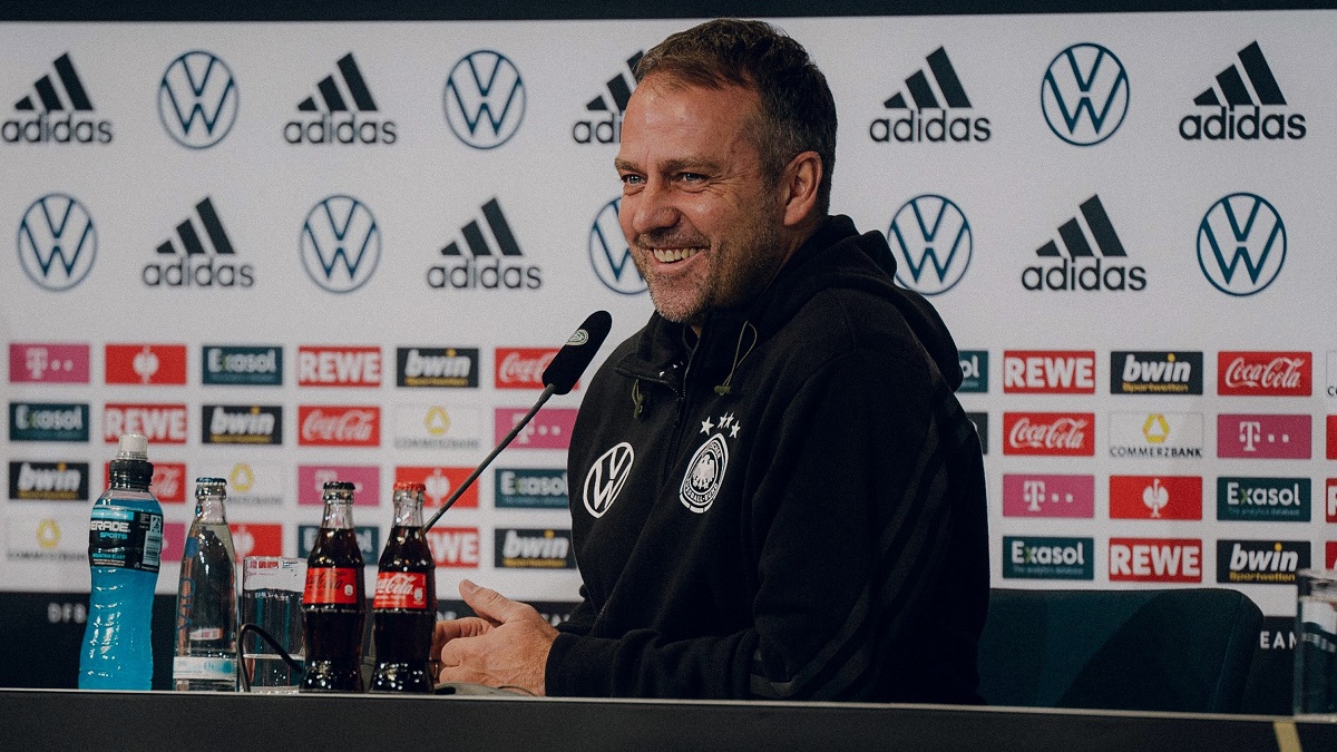Flick Berharap Para Pemain Jerman Menerima Tawaran Vaksinasi