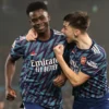 Bukayo Saka dan Kieran Tierney