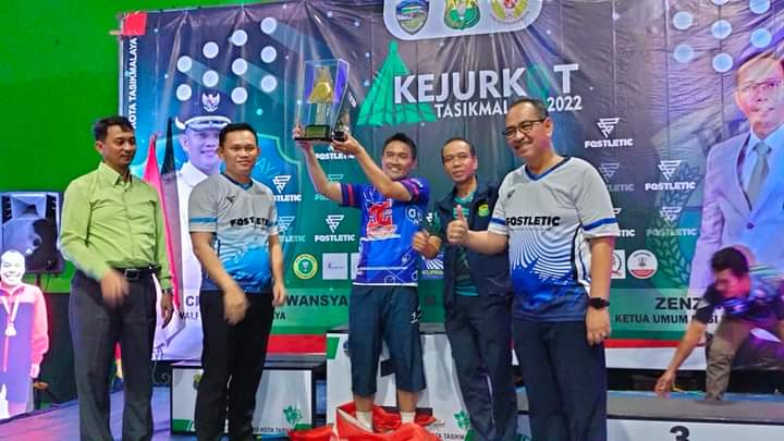 PB Kharisma Juara Kejurkot Bulutangkis Tasikmalaya