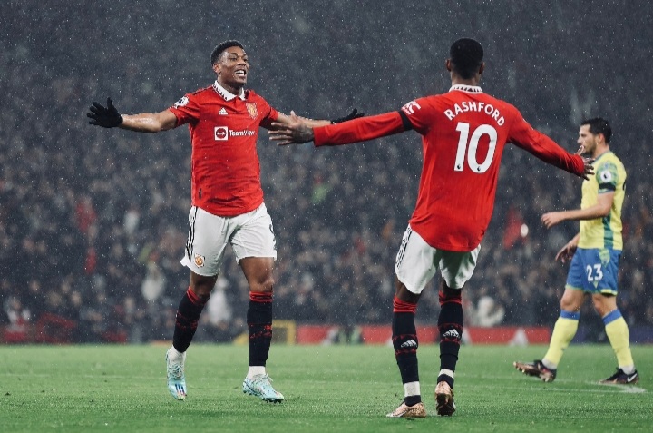 Manchester United Tekuk Nottingham Forest 3-0 di Old Trafford