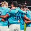 Para pemain Man City merayakan gol Riyad Mahrez