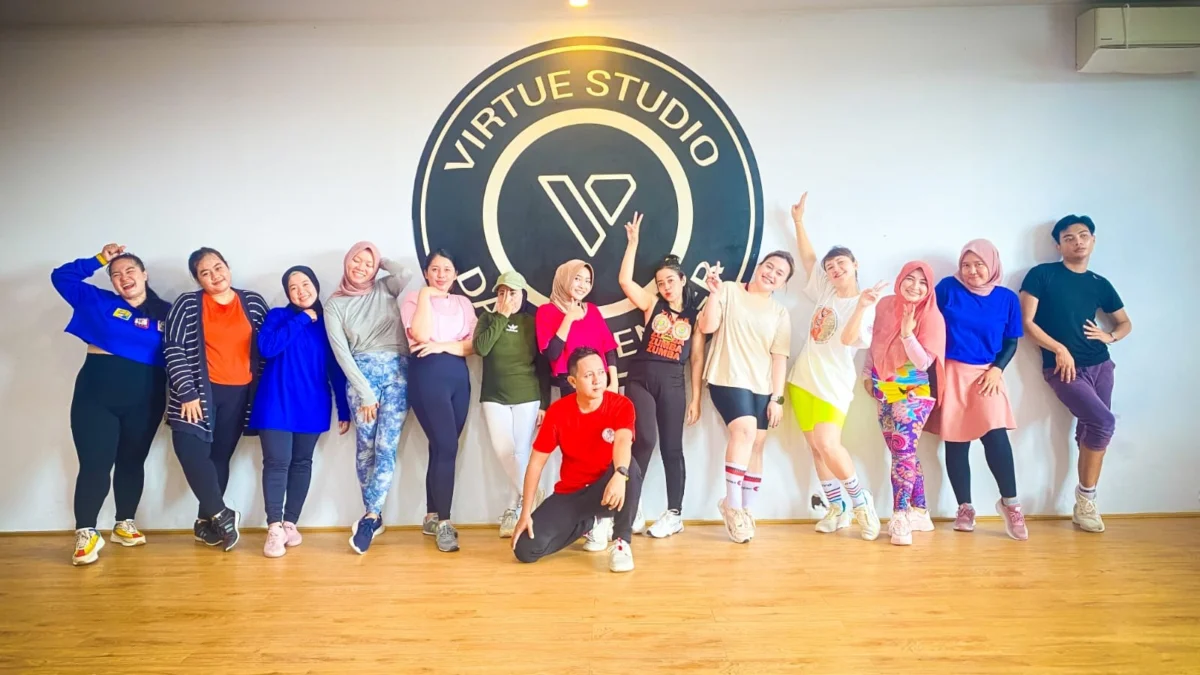 Zumba bikin happy dan langsing