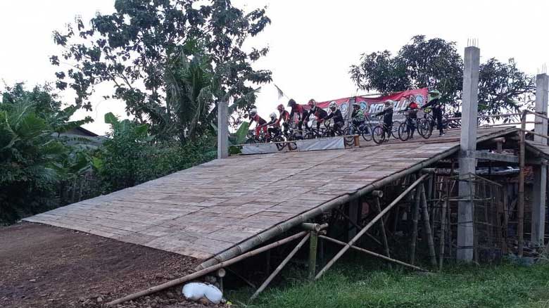 Sirkuit Balap Sepeda BMX dan MTB