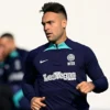 Prediksi Inter vs Udinese. Lautaro Martinez berlatih.