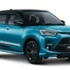 toyota raize turquoise black