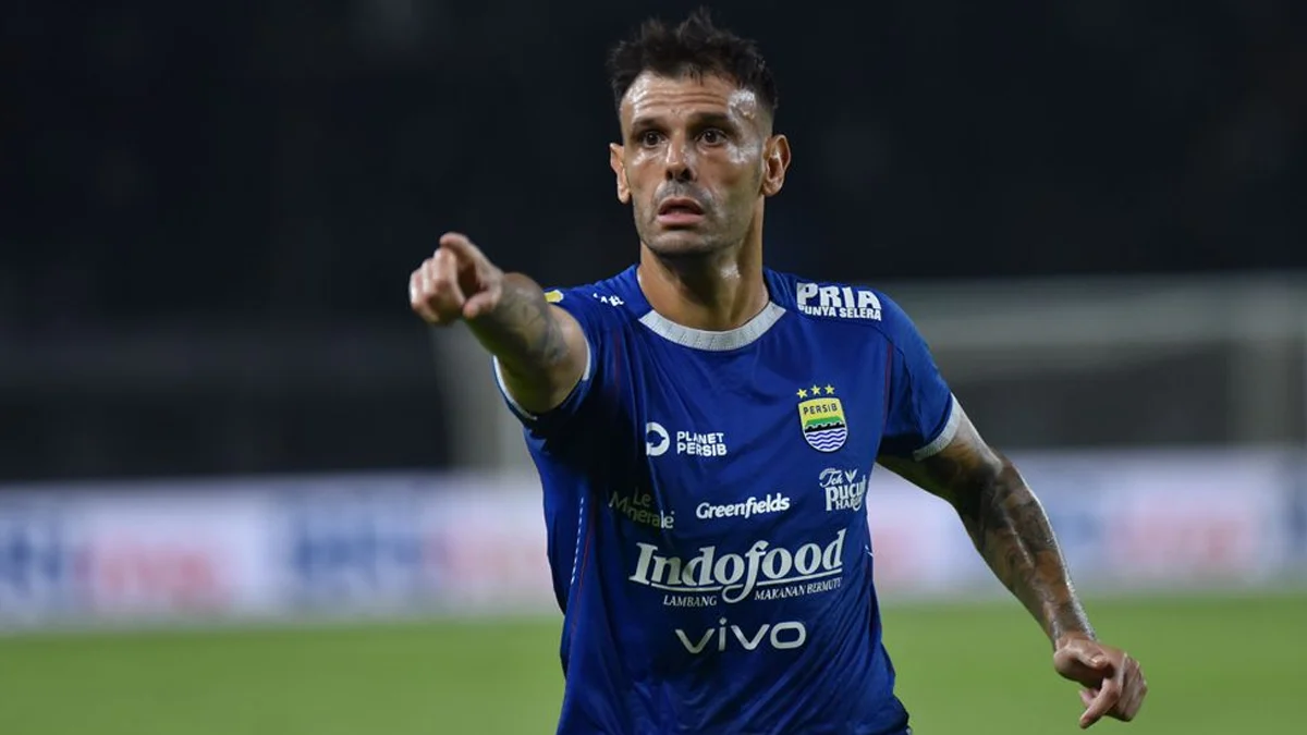 Gelandang Persib Tyronne del Pino