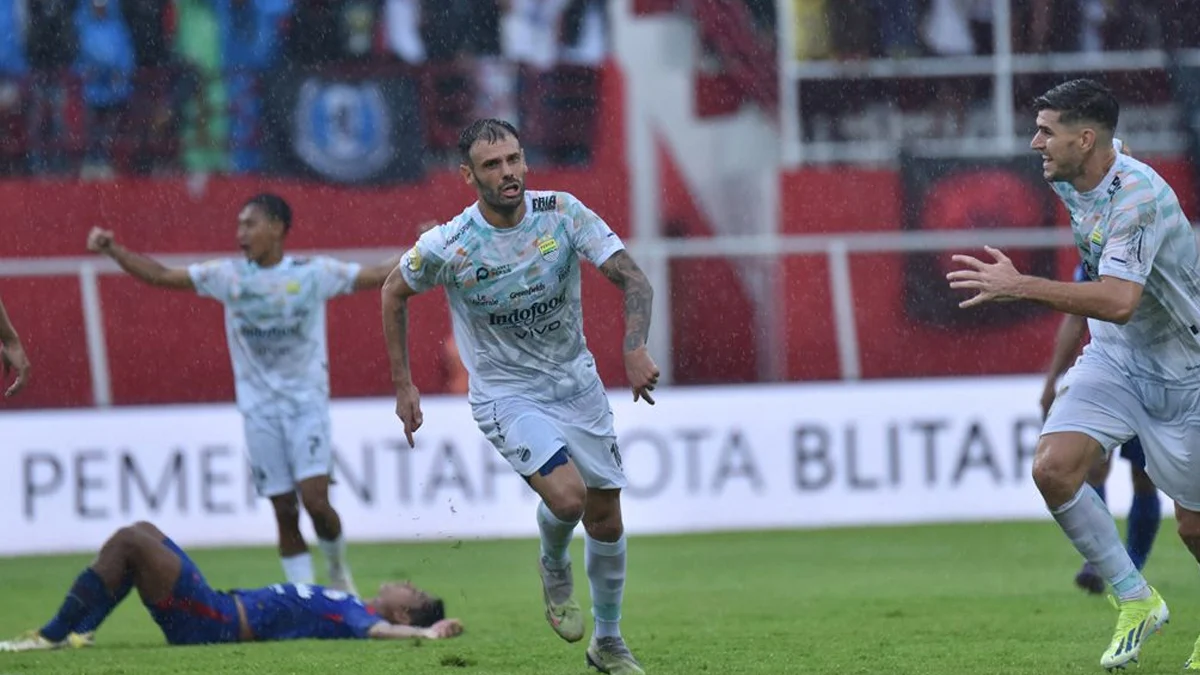 Hasil laga Arema FC vs Persib